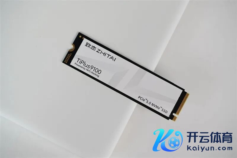 无缓PCIe5.0 SSD性能天花板！长江存储致态TiPlus9100 2TB评测：规定读取超12G/s，4K 失色旗舰