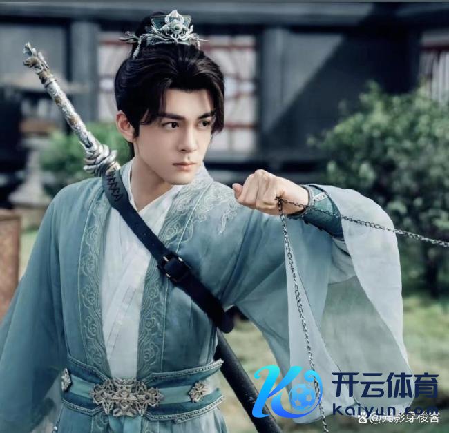 爱奇艺疯了 《莲花楼2》全集一次性上线